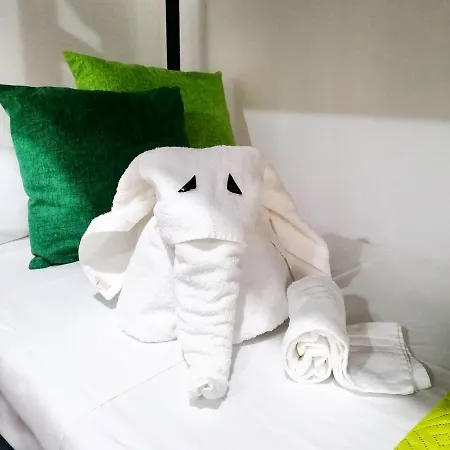 Nicuzza فندق مبيت وإفطار 3*